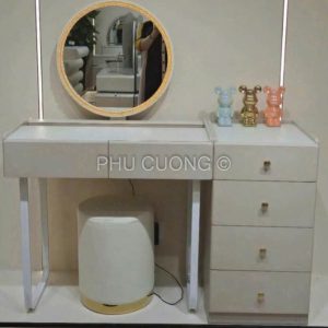Bàn trang điểm 4 ngăn kéo BP J260